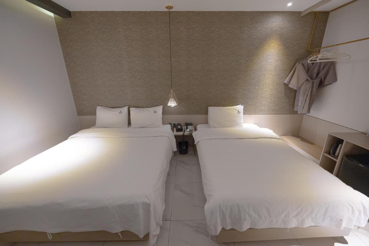 בוסאן Hound Hotel Seomyeon-Beomcheon מראה חיצוני תמונה