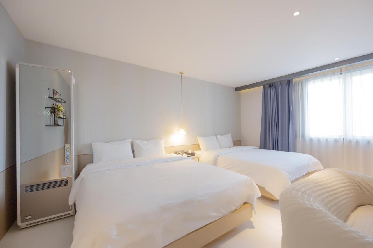 בוסאן Hound Hotel Seomyeon-Beomcheon מראה חיצוני תמונה