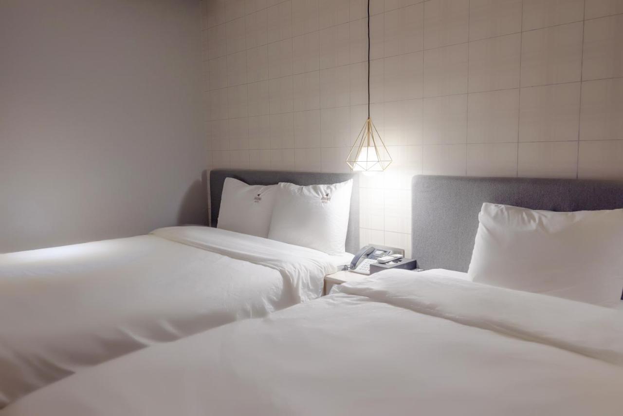 בוסאן Hound Hotel Seomyeon-Beomcheon מראה חיצוני תמונה